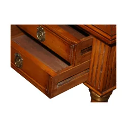 Louis XVI Schreibtisch mit 5 Schubladen aus Kirschholz, Bronze und …