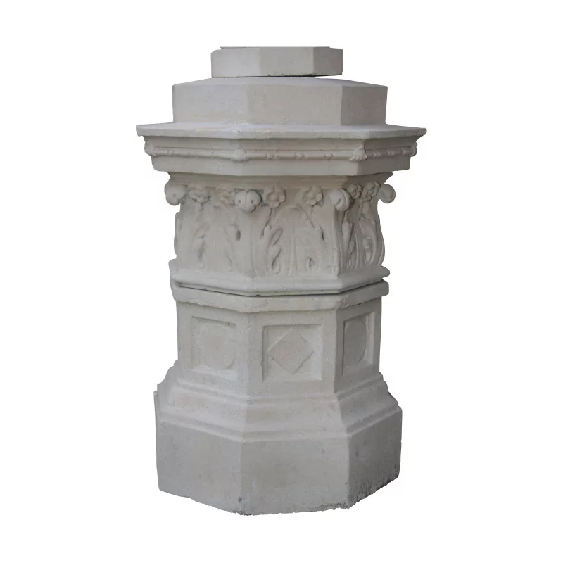 Neo-Gothic reconstituted stone column. Period: Late... - Moinat - Urns, Vases