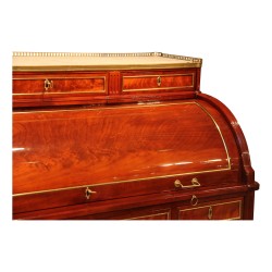 Bureau cylindre Louis XVI en acajou avec cuir vert empire. …