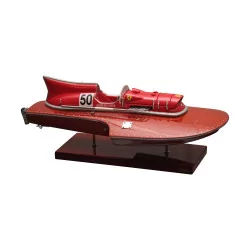 Maquette de bateau "Arno XI" Ferrari, en bois acajou et