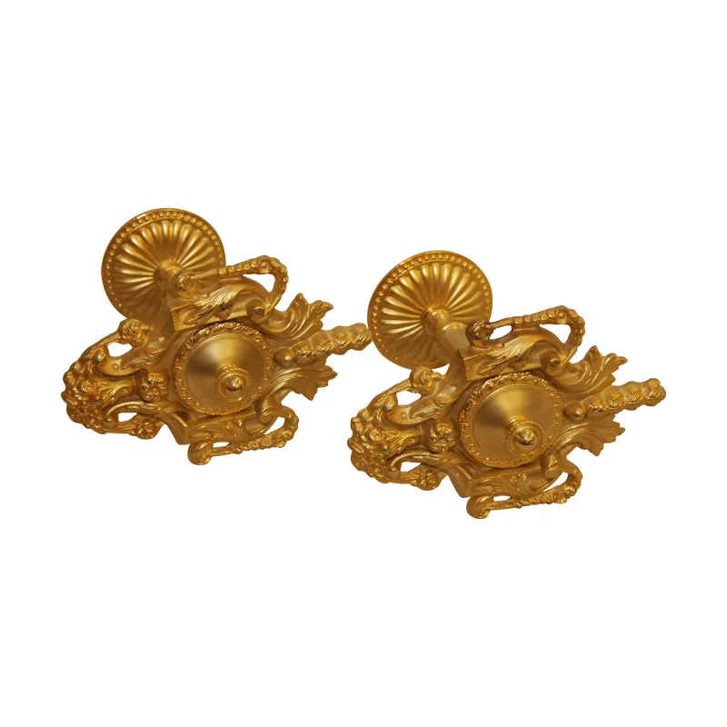 Pair of gilt bronze curtain pegs. - Moinat - Curtains