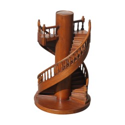 Maquette d'escalier en bois avec colonne.