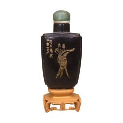 水牛角鼻烟壶，象牙饰板镶嵌……