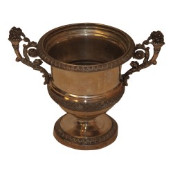Coupe en argent ciselé, avec anses, avec décor Empire. …