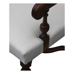 把路易十三雕花胡桃木扶手椅，带栏杆腿，……