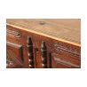 Buffet coffre Louis XIII en bois de noyer, panneaux sculptés … - Moinat - Bahuts, Bars, Buffets, Coffres, Enfilades