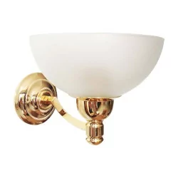 “Ambassador” wall light in 24-carat gold-plated brass and opaline