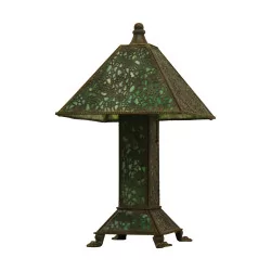 Lampe aus der Tiffany-Werkstatt USA (New York), um 1915.