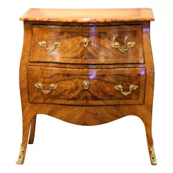 Une commode Bernoise \"Atelier Funk\", plaqué noyer, deux tiroirs (sans clés)