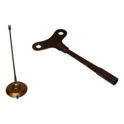 Spieluhr „Chalet“ aus Brienz, aus geschnitztem Holz mit Schlüssel …