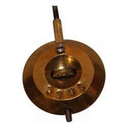 Spieluhr „Chalet“ aus Brienz, aus geschnitztem Holz mit Schlüssel …