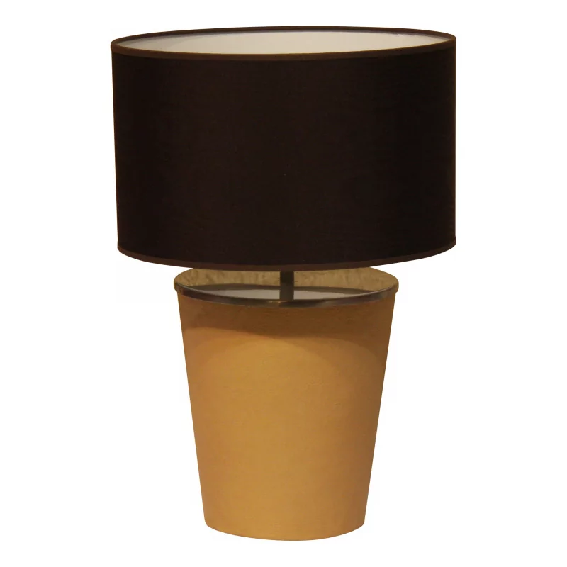 Lampe Cuba avec piètement en cuir et extérmité en chrome et … - Moinat - Lampes de table