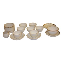 Set mit 14 Teilen aus weißem Porzellan mit Goldrand, …