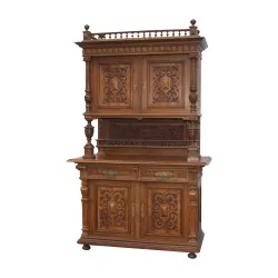 Buffet Henri II de style Renaissance de qualité, en noyer
