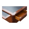 Bureau plat Louis XVI avec dessus cuir noir, à 4 faces avec 2 … - Moinat - Bureaux plats