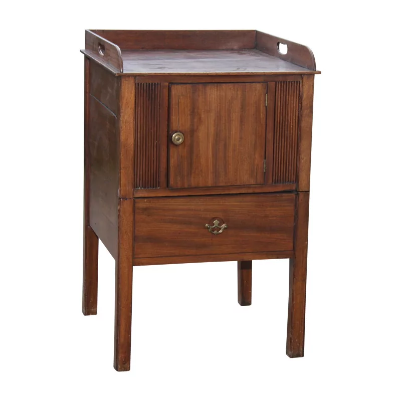Bedside table, mahogany bedside table with 1 door and 1 … - Moinat - End tables, Bouillotte tables, Bedside tables, Pedestal tables