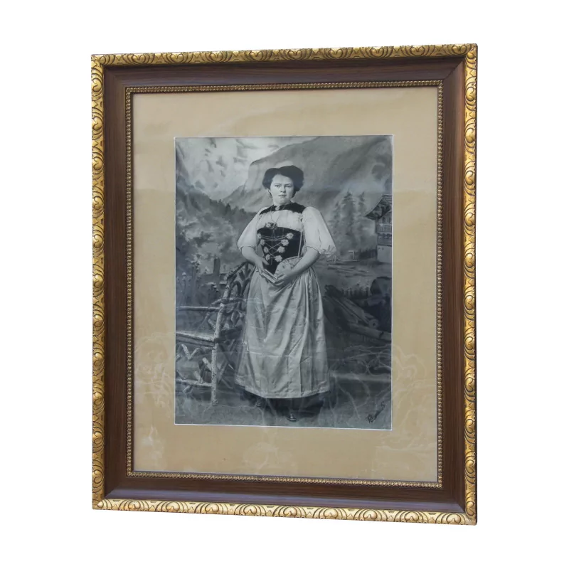 Charcoal painting under glass “Portrait of a woman in costume … - Moinat - Painting - Portrait