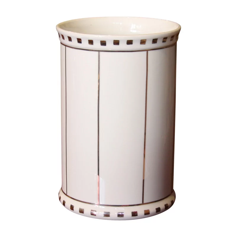 Round vase in white and white Florentine Manufacture porcelain - Moinat - Boxes, Urns, Vases