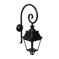 Avenue 3 model garden wall light in black.