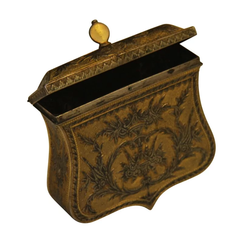 Bandolier or brass powder flask. France, 18th century - Moinat - Silverware