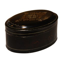 Zinndose Napoleon III, schwarz bemalt und auf der …