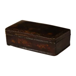 painted metal box with gilded decoration on the lid. 20th …