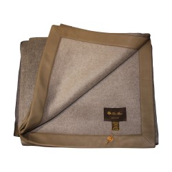 Plaid Loro Piana en cachemire Chinchilla avec bordure.