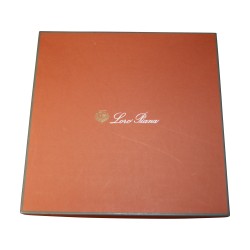 Plaid Loro Piana en cachemire Chinchilla avec bordure.
