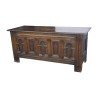 Coffre style Tudor en chêne teinté foncé. Angleterre, 20ème … - Moinat - Bahuts, Bars, Buffets, Coffres, Enfilades