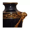 Lampe en porcelaine de Sèvres bleu et décors doré, avec … - Moinat - Lampes de table