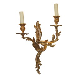 Paar Louis XV 2-flammige Wandleuchter aus zapronisierter Bronze und