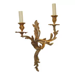 Paar Louis XV-Wandlampen mit 2 Lichtern in Zaponé-Bronze und …