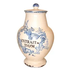 Arzneidose „Thymianextrakt“, mit Bemalung. Anfang …