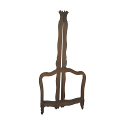 Louis XV daybed in carved walnut.