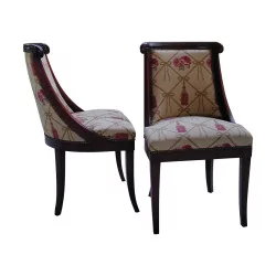 2 кресла-гондолы в стиле ампир, покрытые тканью.