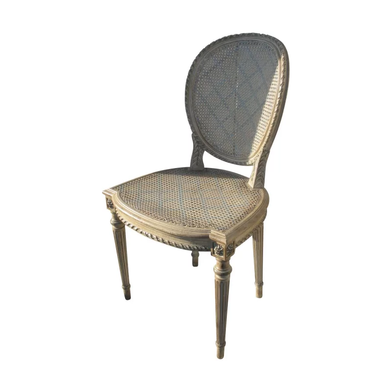 Chaise Louis XVI laquées avec assise et dos canné. - Moinat - Chaises