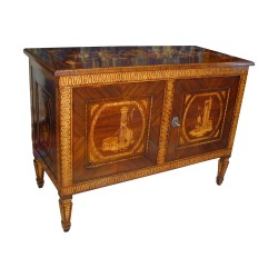 Sideboard im Maggiolini-Stil mit Innenschubladen und Furnier