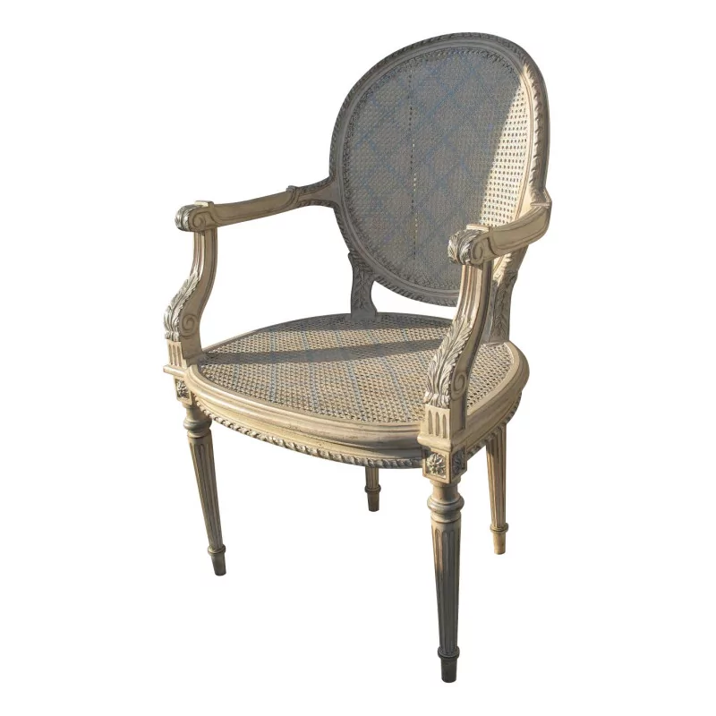 Fauteuil Louis XVI laqué avec assise et dos canné. - Moinat - Fauteuils