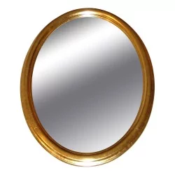 ovaler Spiegel aus vergoldetem Holz mit vertikaler Befestigung und …