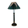 Lampe Victoria verte avec abat-jour. - Moinat - Lampes de table