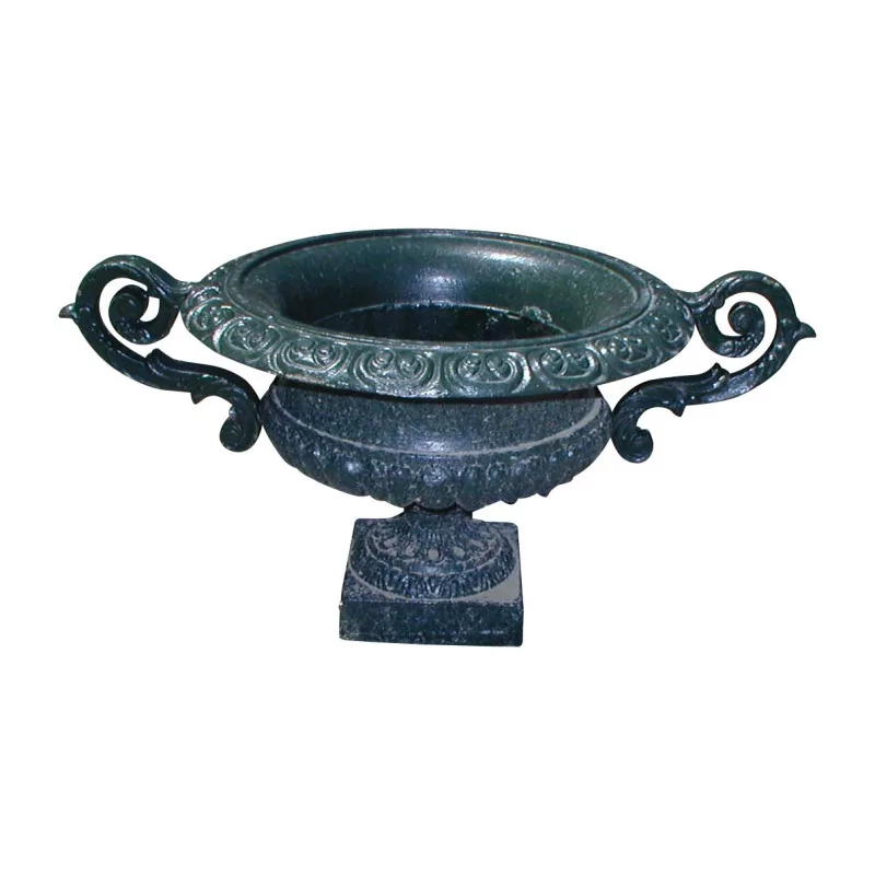 Urn with handles painted green. - Moinat - Urns, Vases