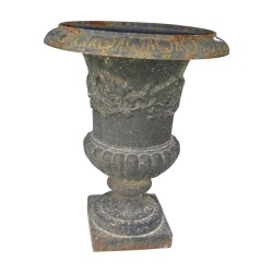 MEDICIS cast iron vase painted black.