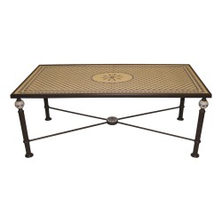 Table de salon en fer forgé, avec dessus en porcelaine bleue