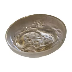 个装饰有鱼的模制玻璃碗，署名 Verlys。法国 …
