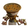Paire de bougeoirs aux chinois avec monture en bronze doré et … - Moinat - Bougeoirs, Chandeliers