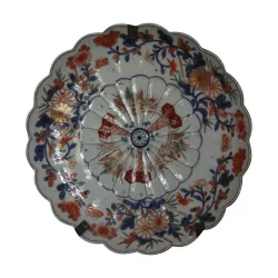 Assiette en porcelaine peinte Imari. Japon, 19ème siècle