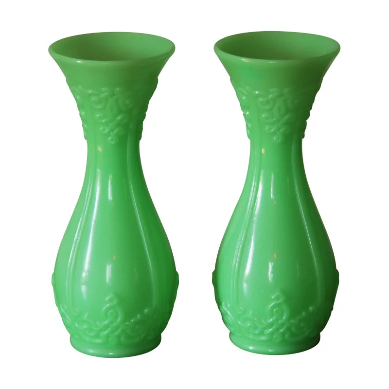 Paire de vases en opaline vert 19ème siècle - Moinat - Opaline