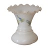 weiße Opalvase mit Blumendekor, 19. Jahrhundert - Moinat - Schachtel, Urnen, Vasen