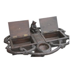 pedestal table, smoking table, carved wooden Brienz bear and 4