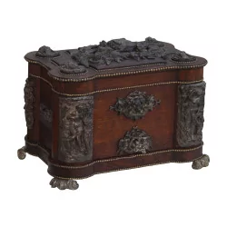 个橡木雪茄盒，“狩猎”装饰和丰富的……